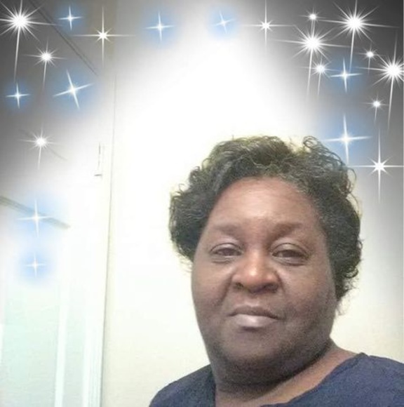 Meet your Posher, Laura - Picture 1 of 1